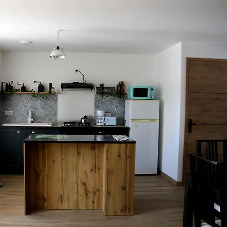 Chez Néné * Siaugues-Saint-Romain